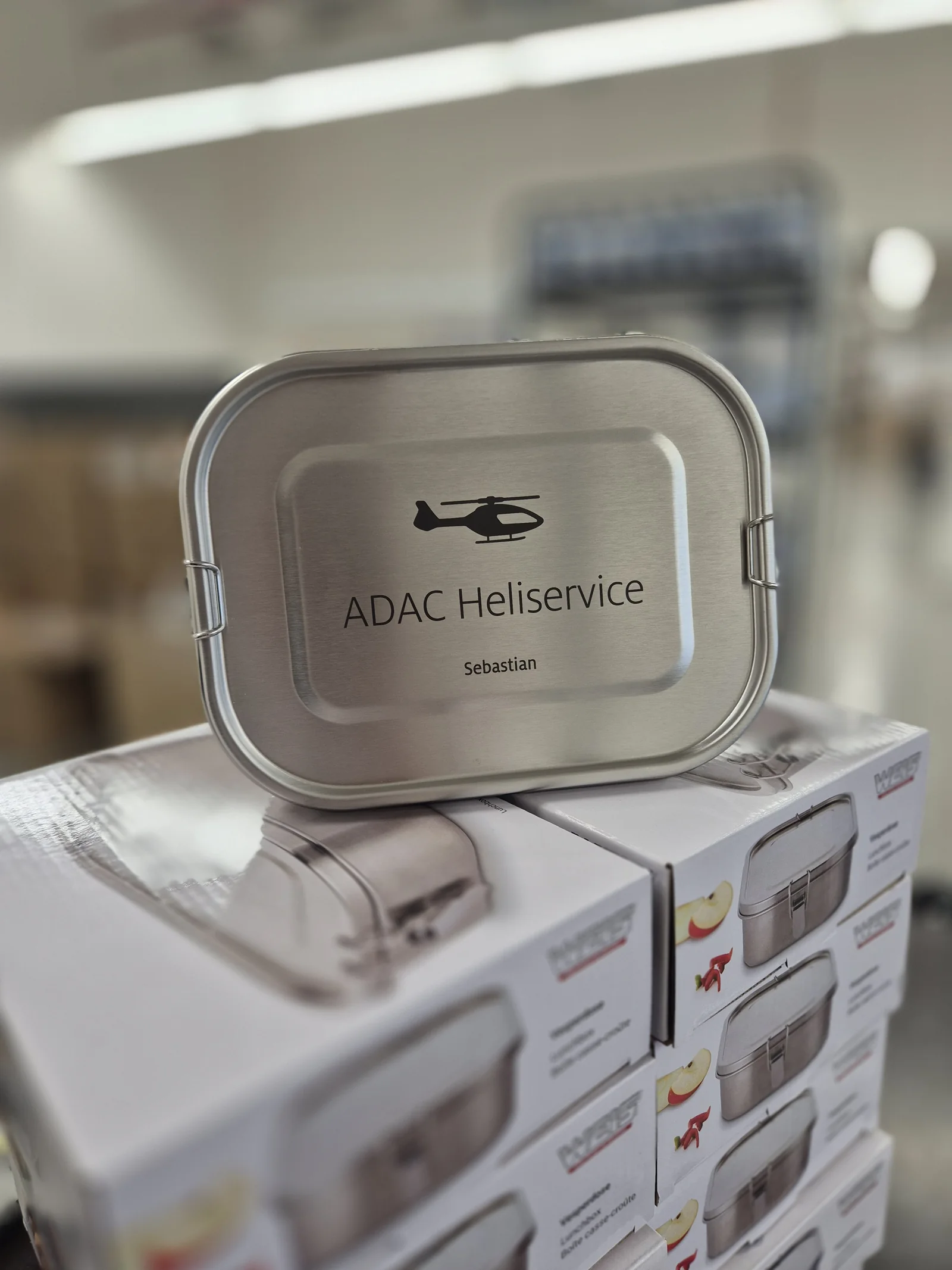 Lunchbox mit Logo- und Namensgravur